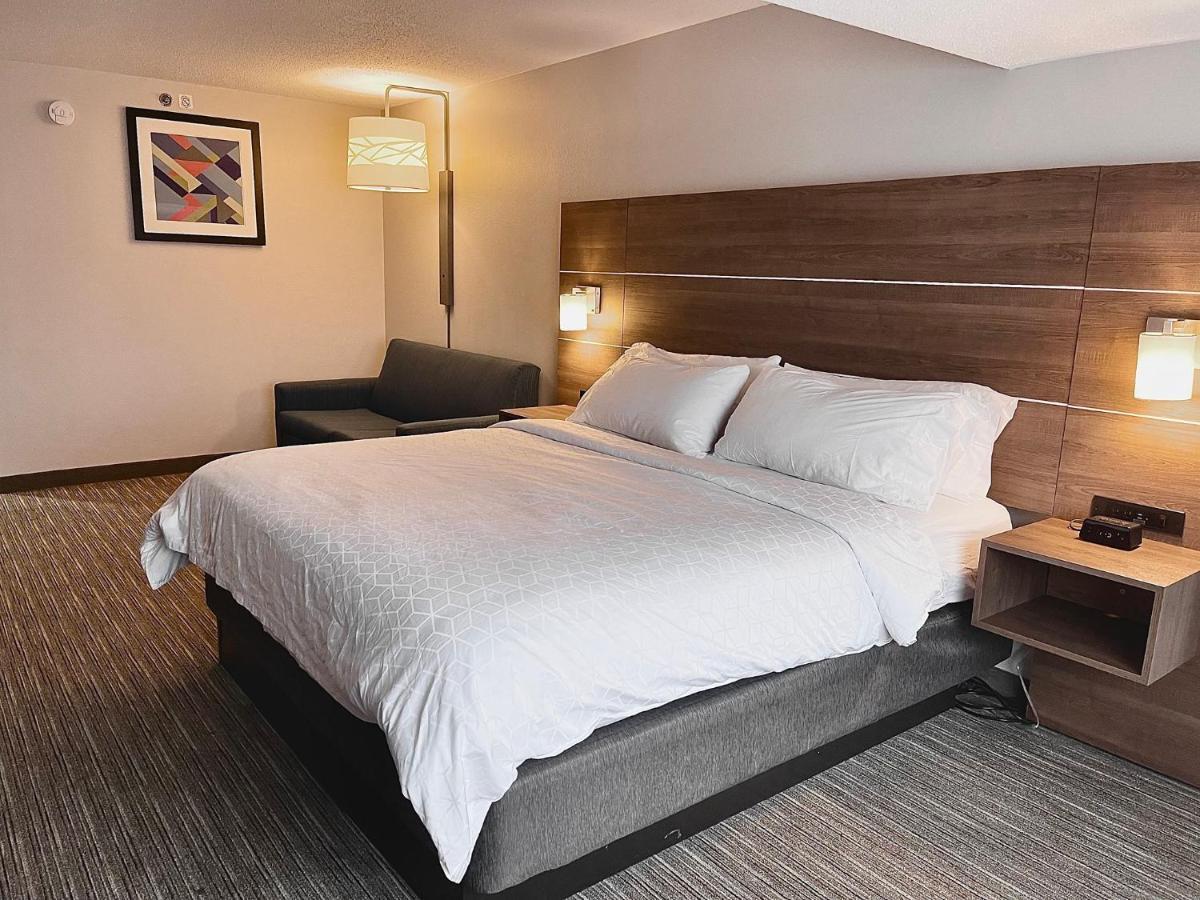 Holiday Inn Express Mount Pleasant- Scottdale By Ihg Экстерьер фото