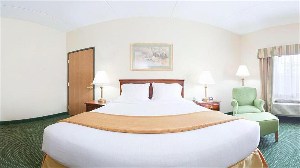 Holiday Inn Express Mount Pleasant- Scottdale By Ihg Экстерьер фото